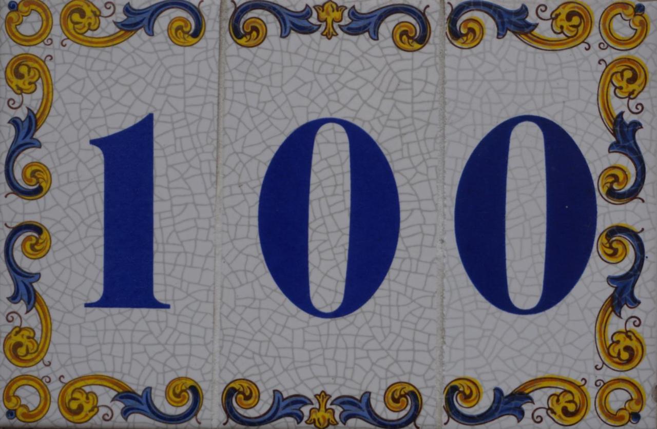 Le 100 Lägenhet Carcassonne Exteriör bild